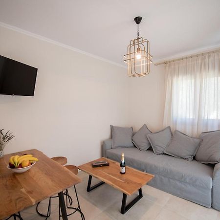 Kampos Apartment Vasilikí Exteriör bild