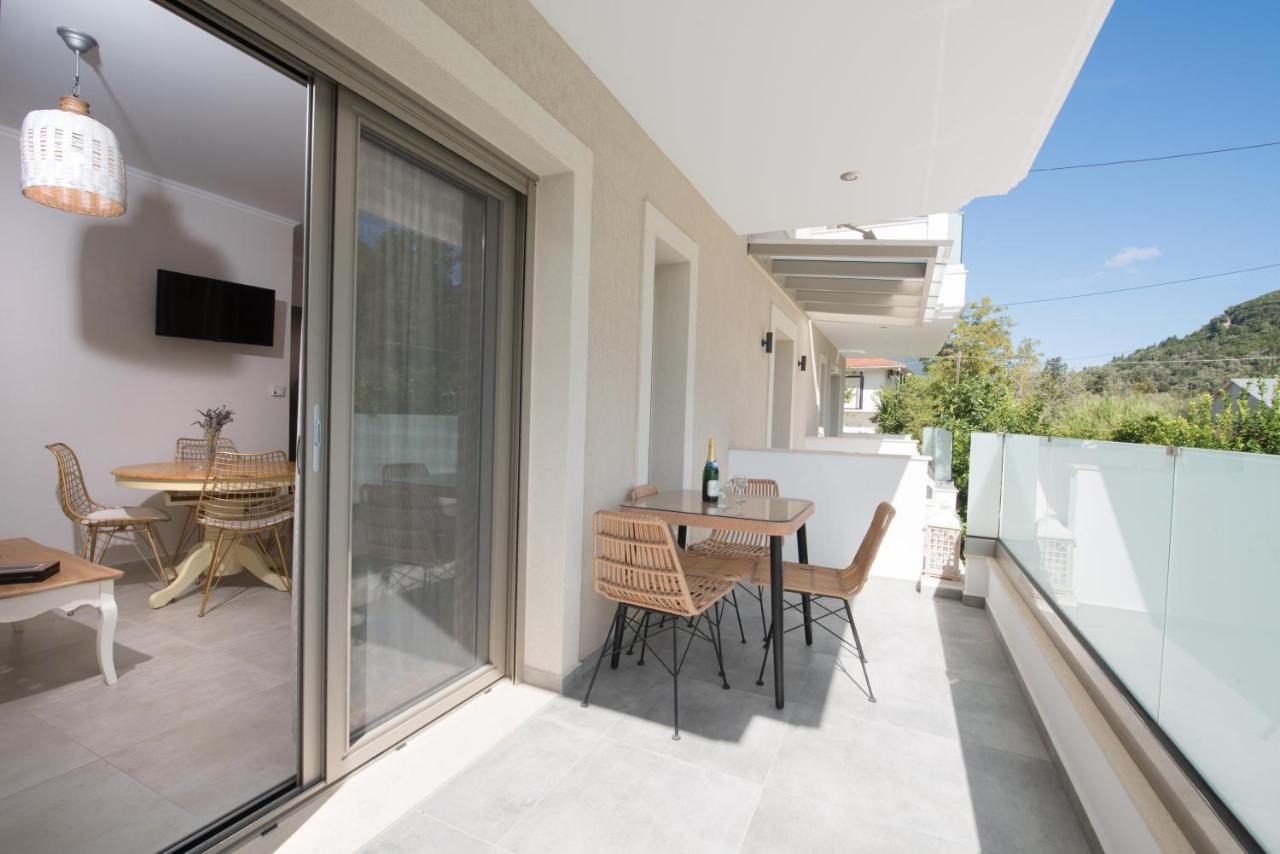 Kampos Apartment Vasilikí Exteriör bild